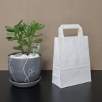 R6458 -  Kesa sa unutrašnjom ručkom, bijela (22 + 10 × 28 cm)