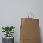 R6482 - Kesa sa upredenom ručkom, braon (32 + 12 × 41 cm)